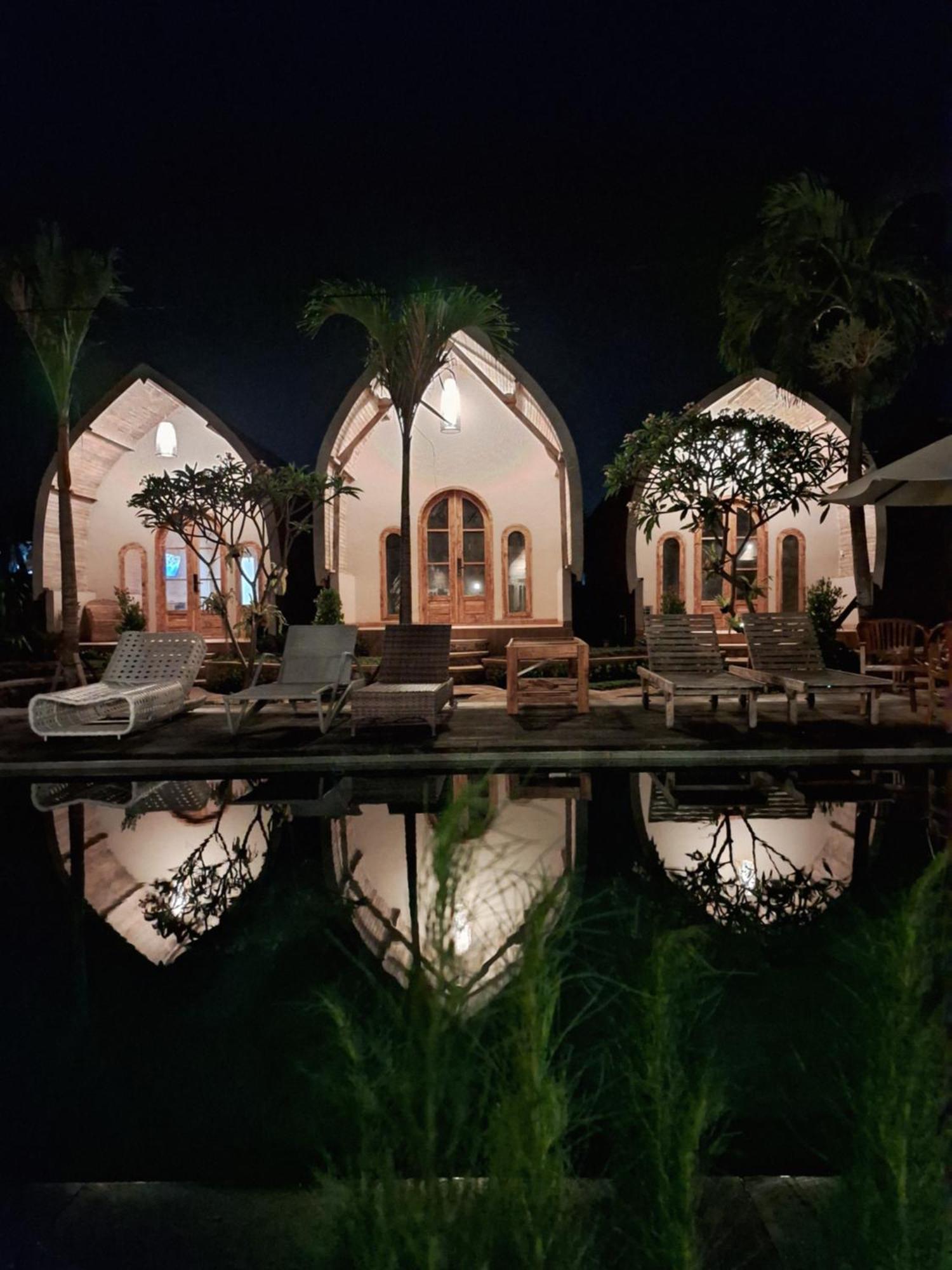 Grand Daghan Cottage Batununggul Exterior photo