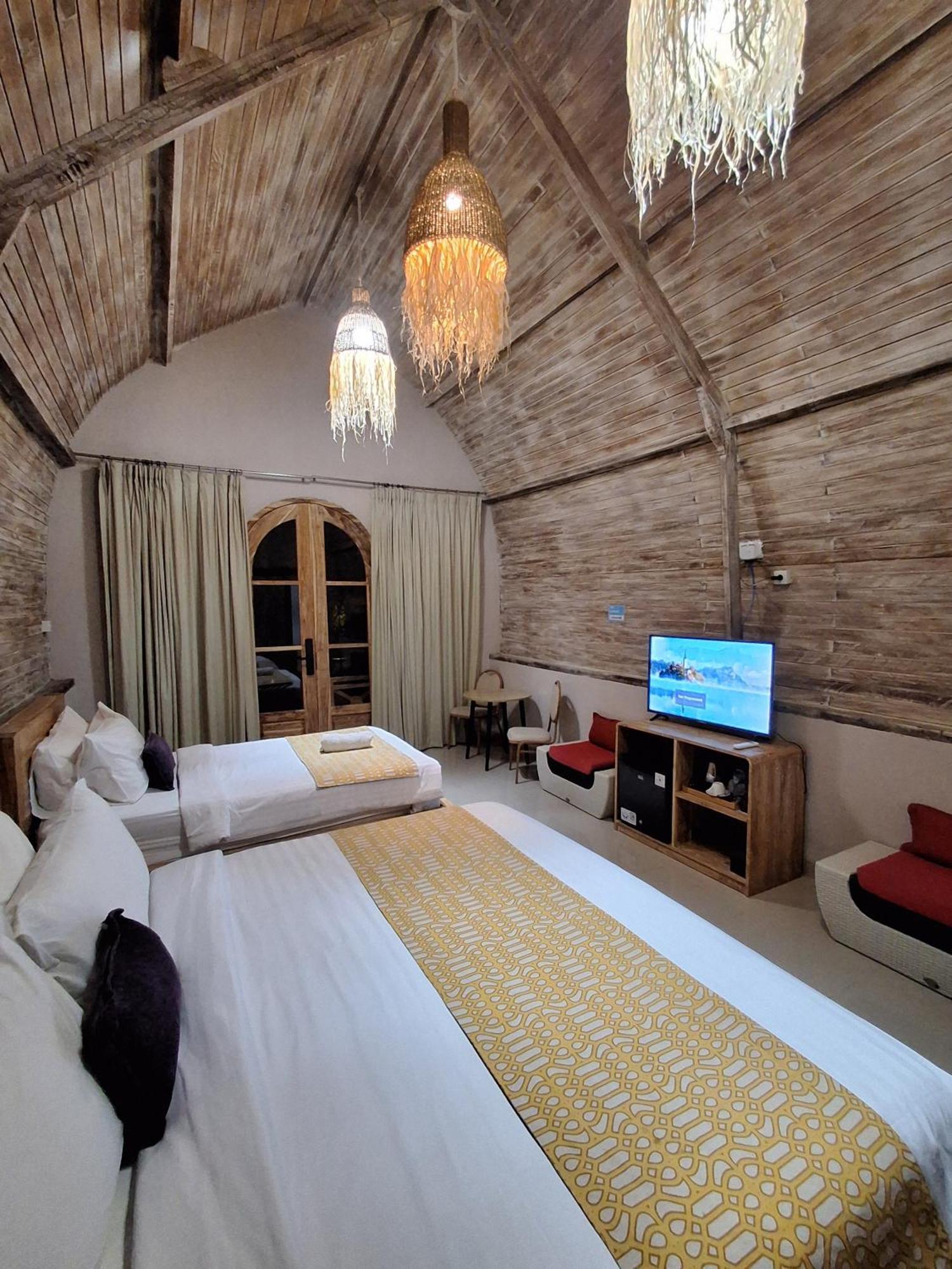 Grand Daghan Cottage Batununggul Exterior photo
