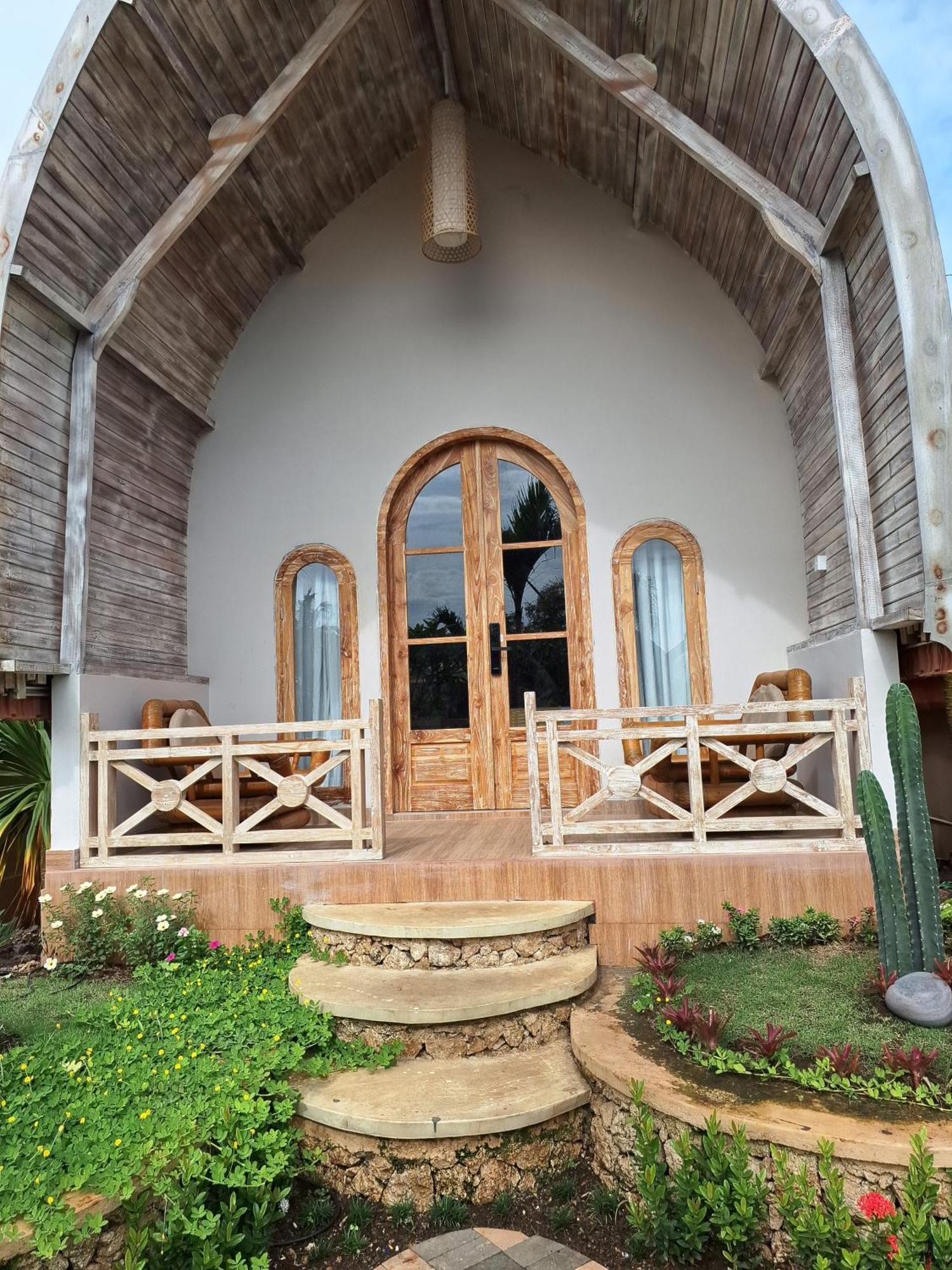 Grand Daghan Cottage Batununggul Exterior photo
