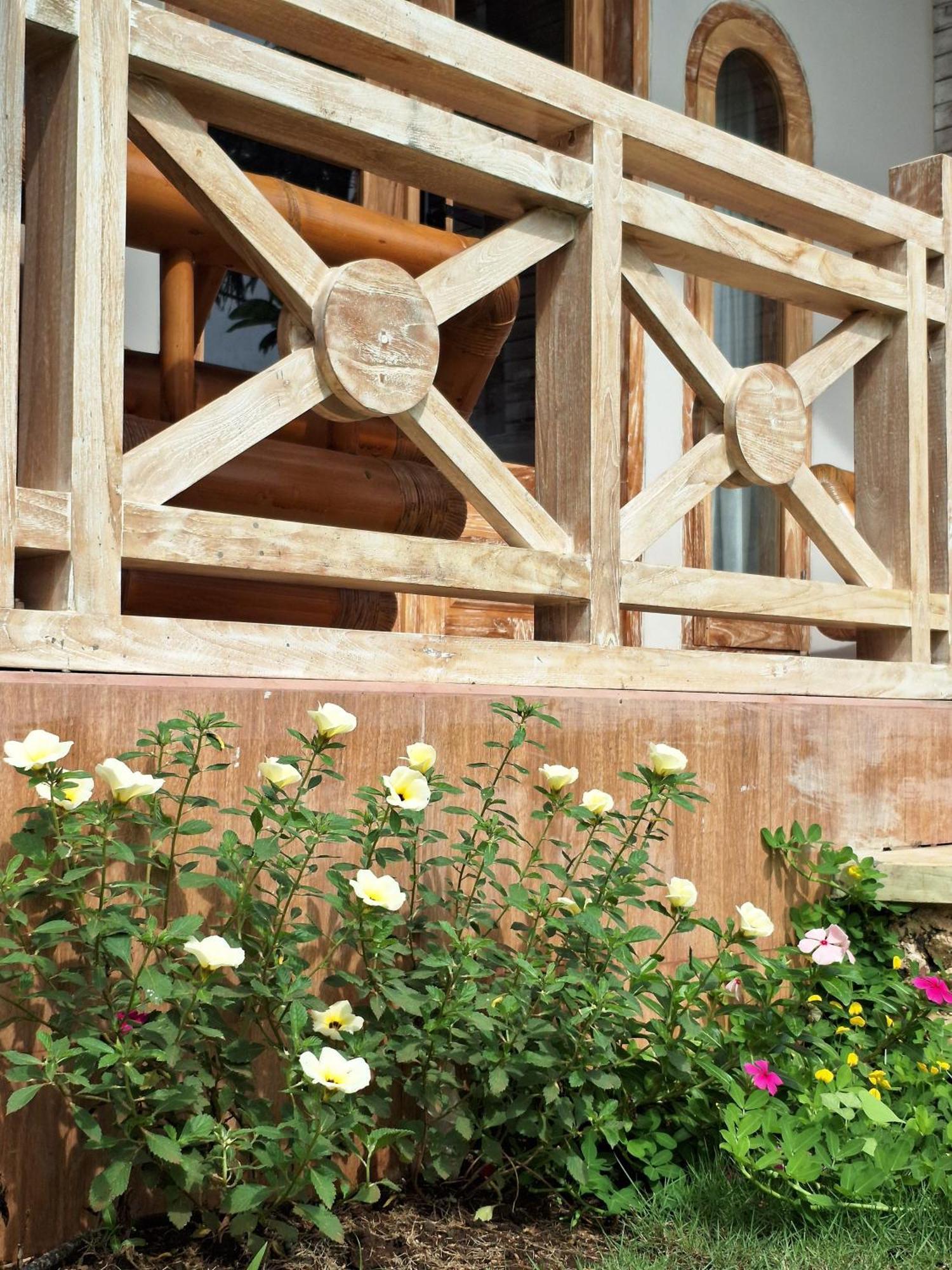 Grand Daghan Cottage Batununggul Exterior photo