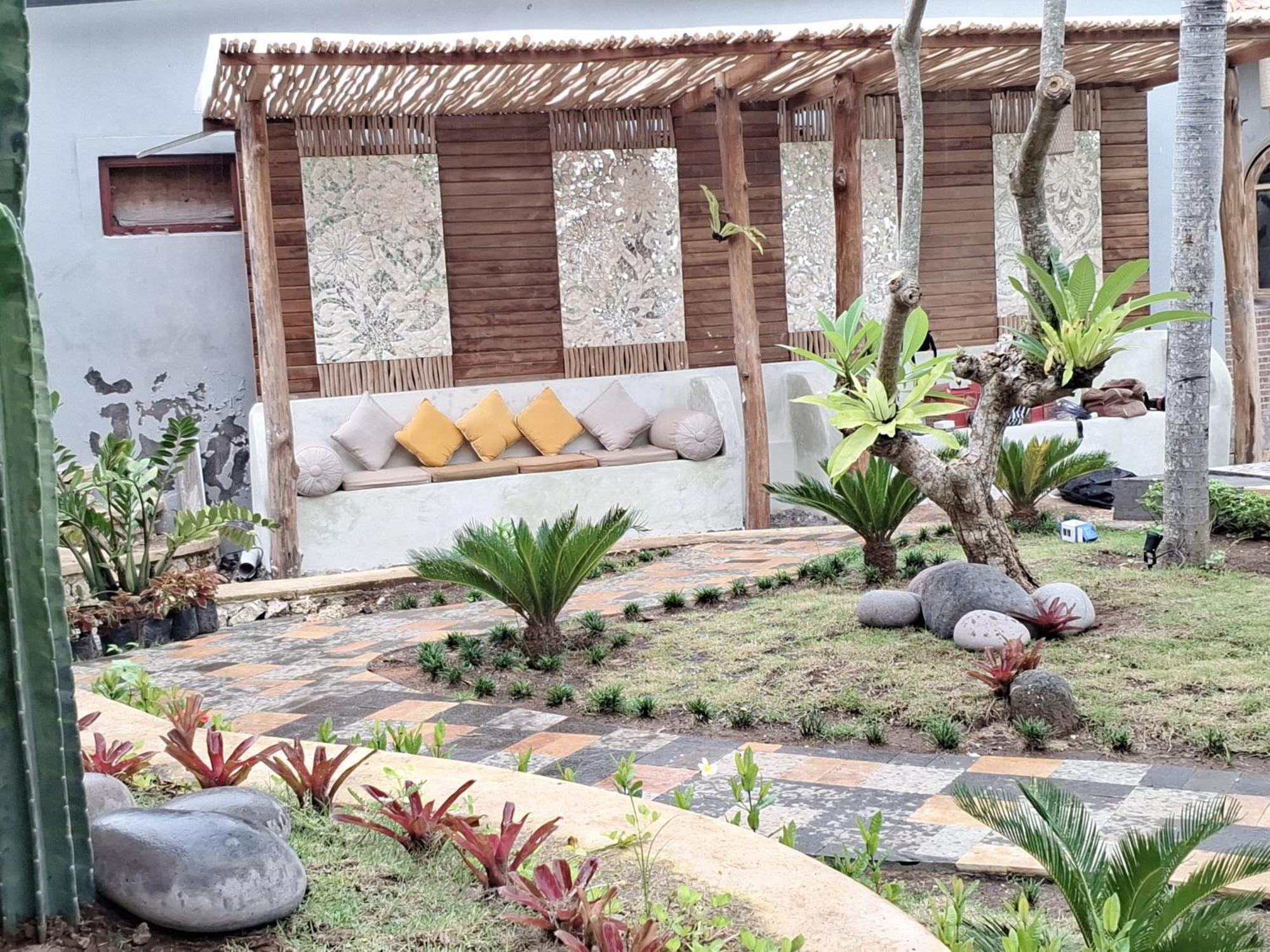 Grand Daghan Cottage Batununggul Exterior photo